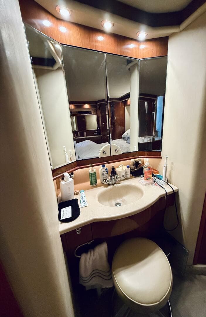 2003 Sea Ray 480 — photo 60