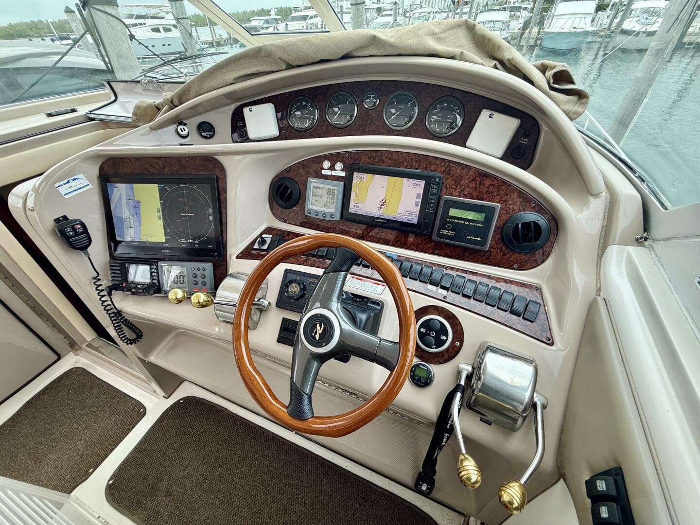 2003 Sea Ray 480 — photo 25