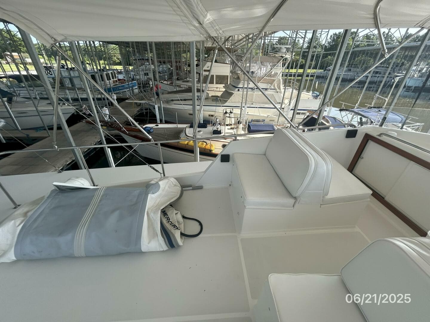 1992 Grand Banks Europa — photo 24