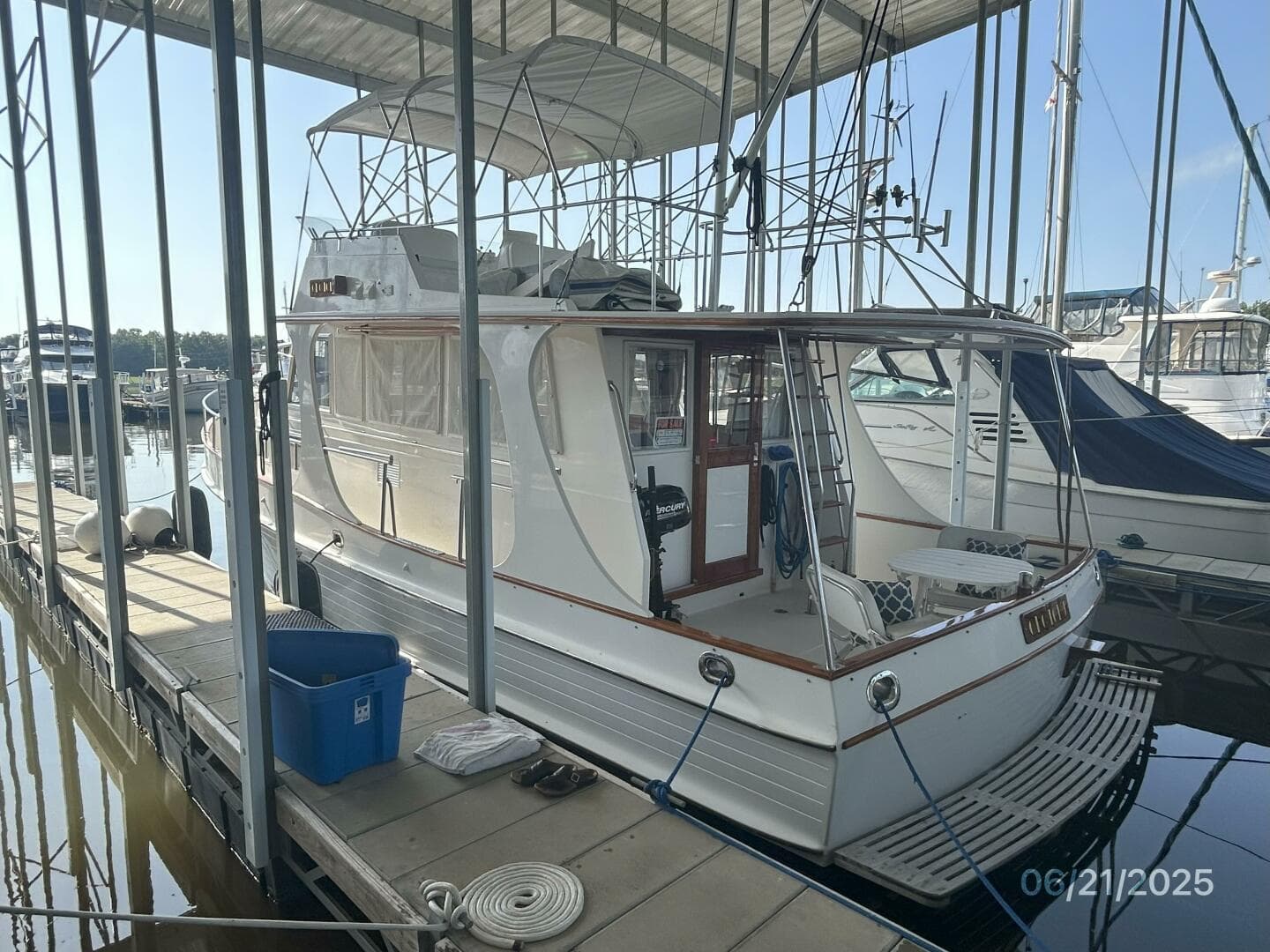 1992 Grand Banks Europa — photo 10