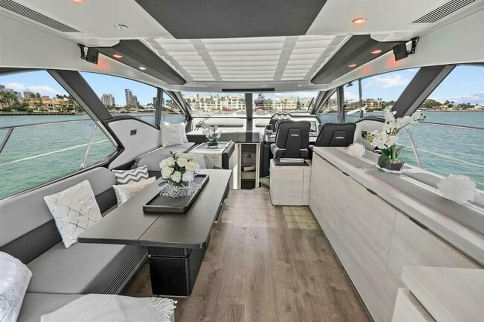 2015 Azimut 55S — photo 13