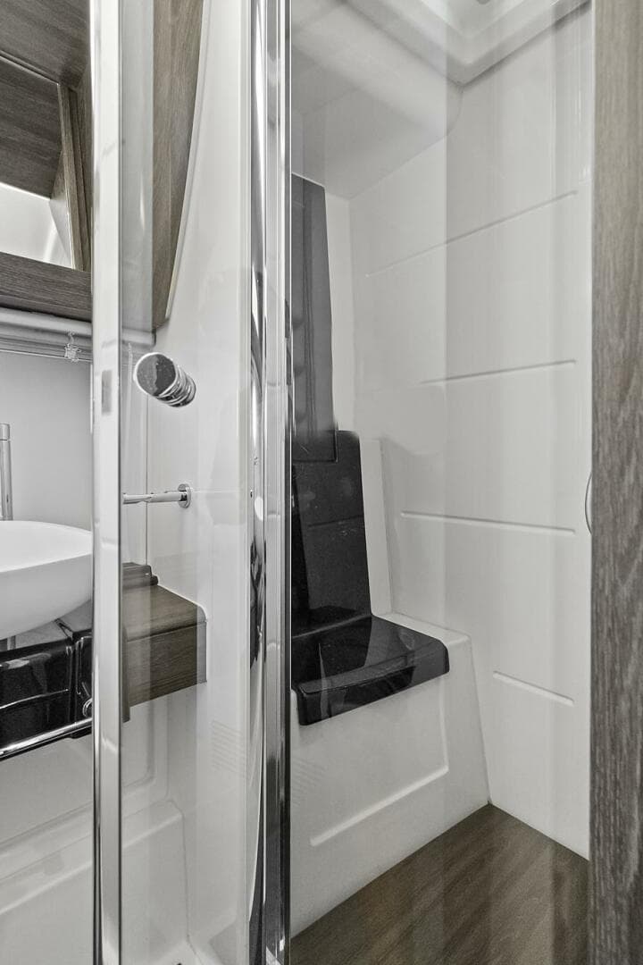 2015 Azimut 55S — photo 20