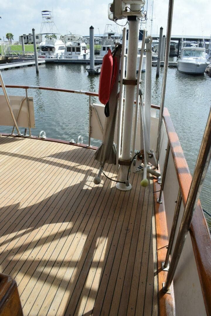 1984 Defever — photo 24