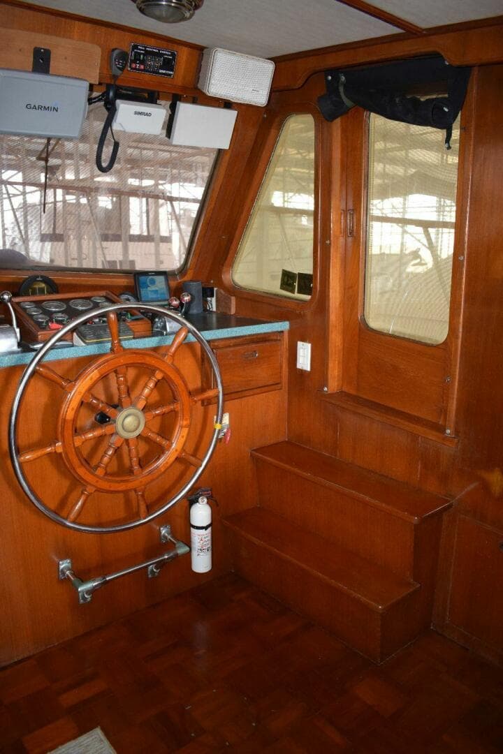 1984 Defever — photo 38