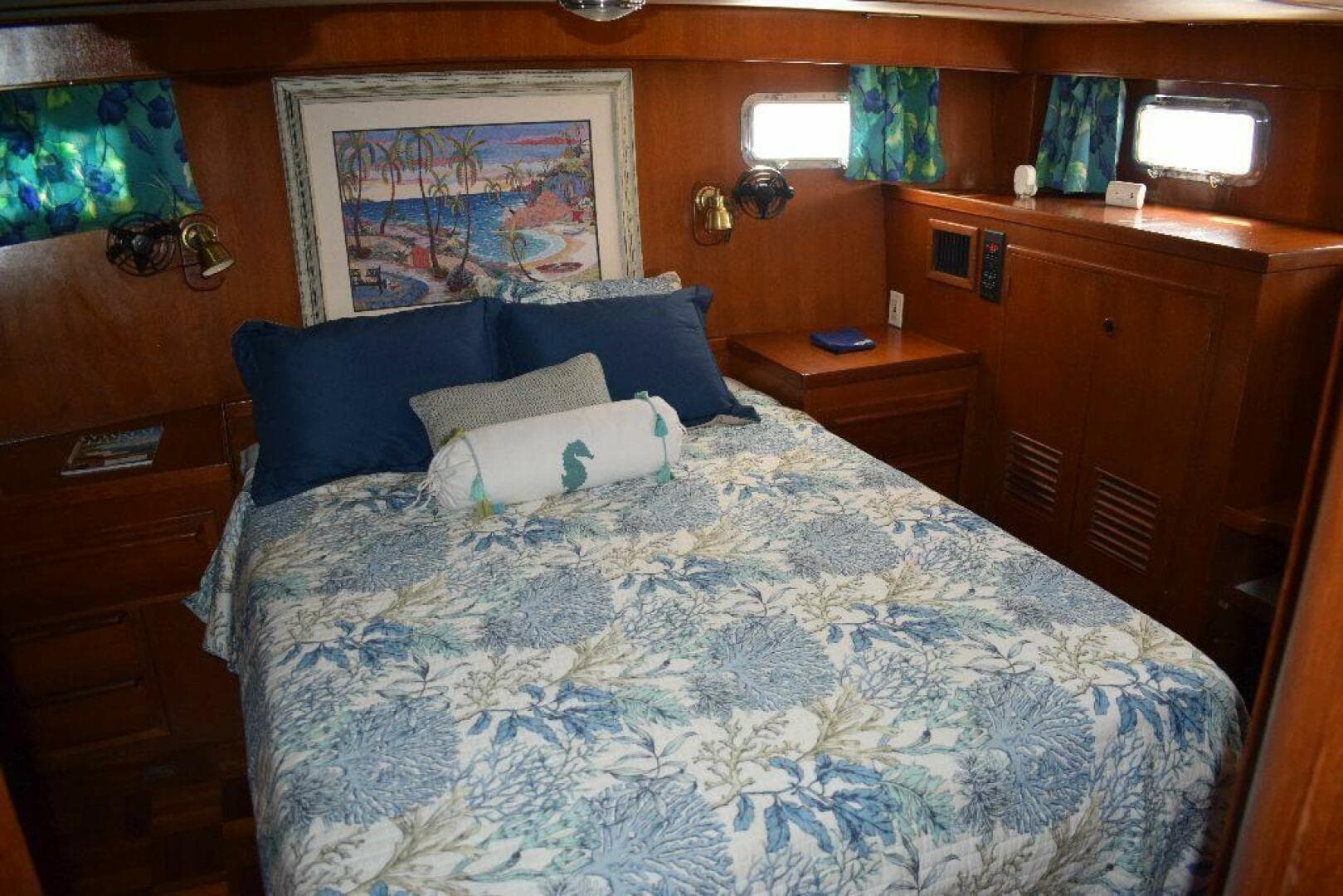 1984 Defever — photo 43