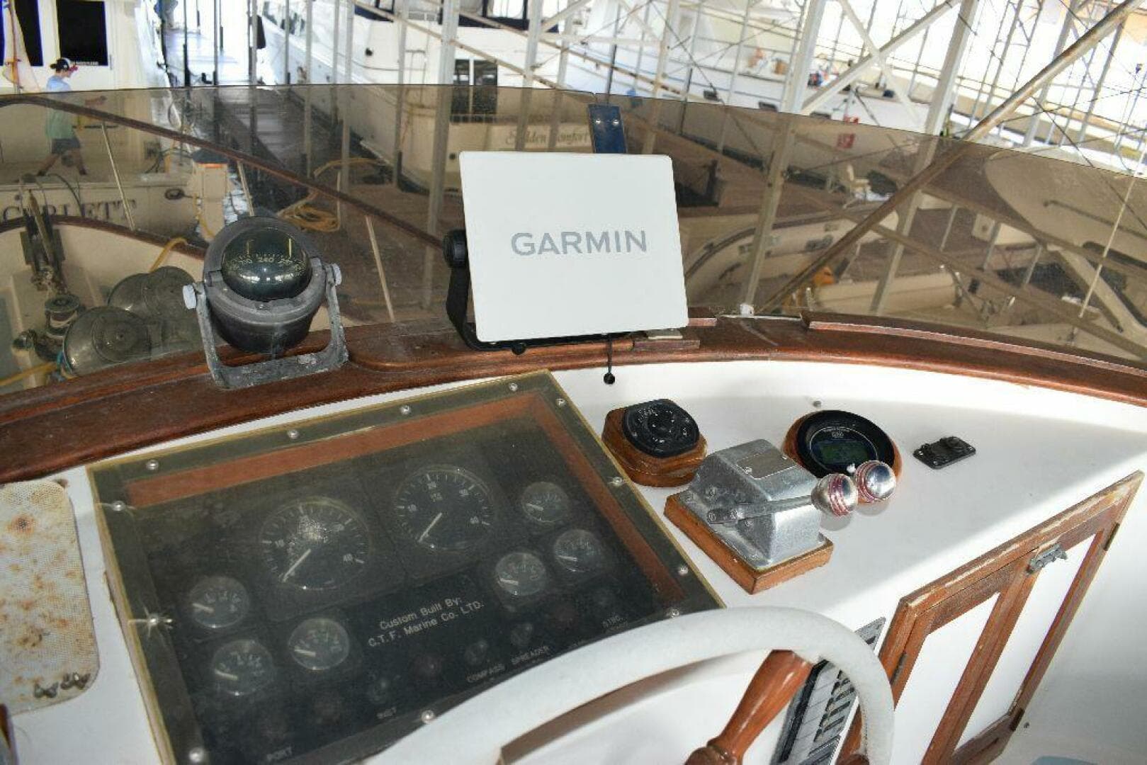 1984 Defever — photo 22