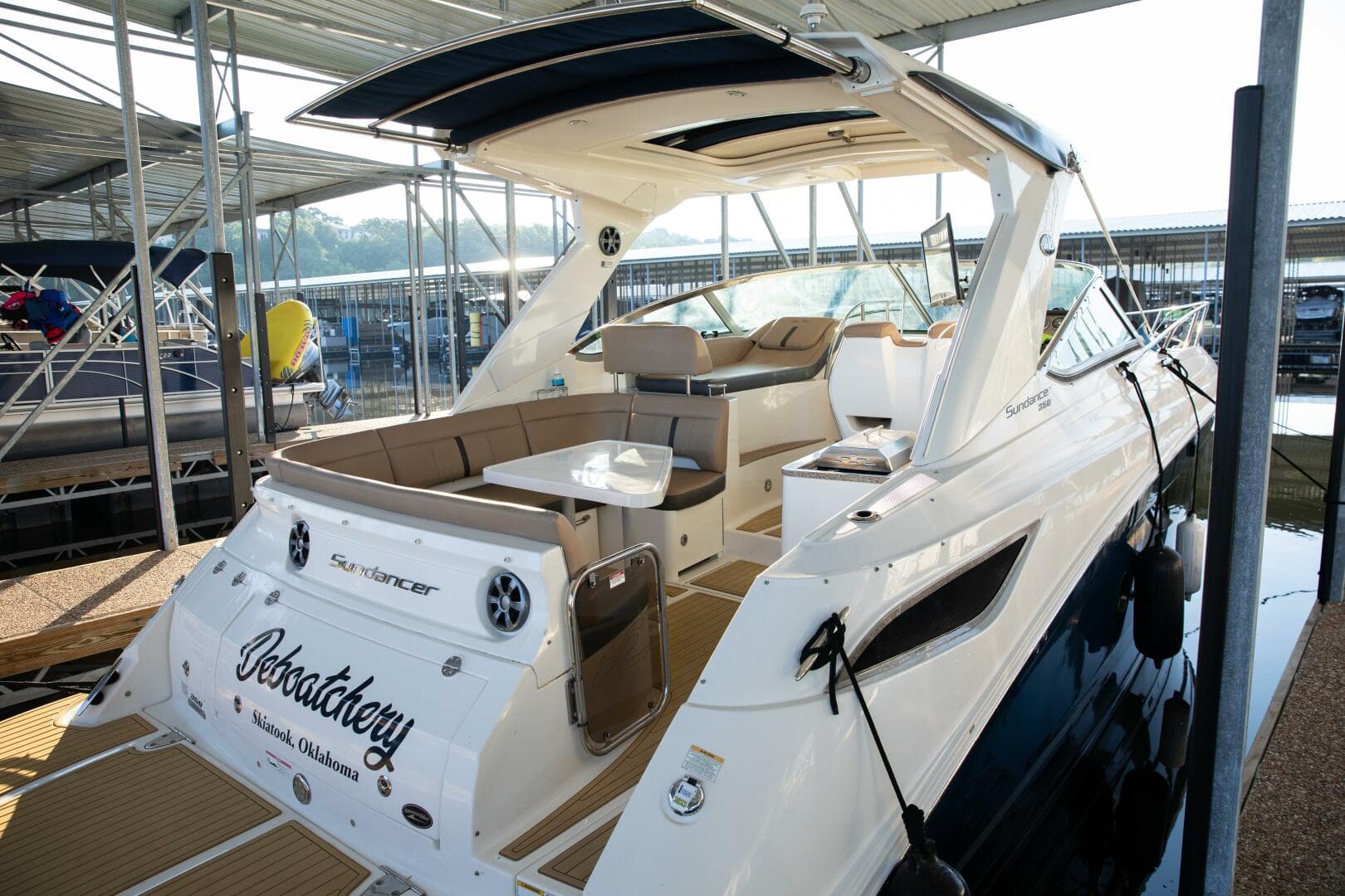 2016 Sea Ray 350 Sundancer — photo 30
