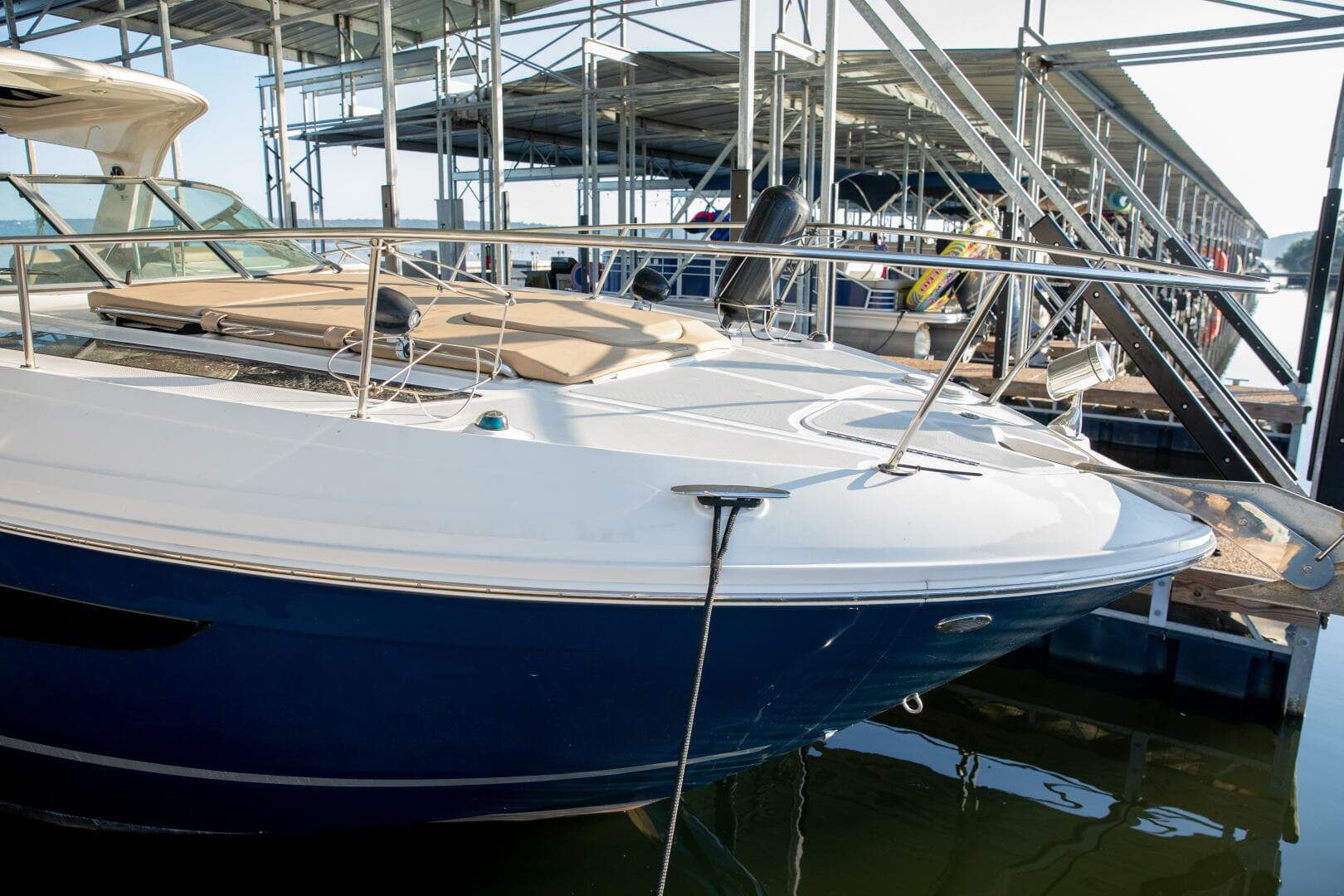 2016 Sea Ray 350 Sundancer — photo 18