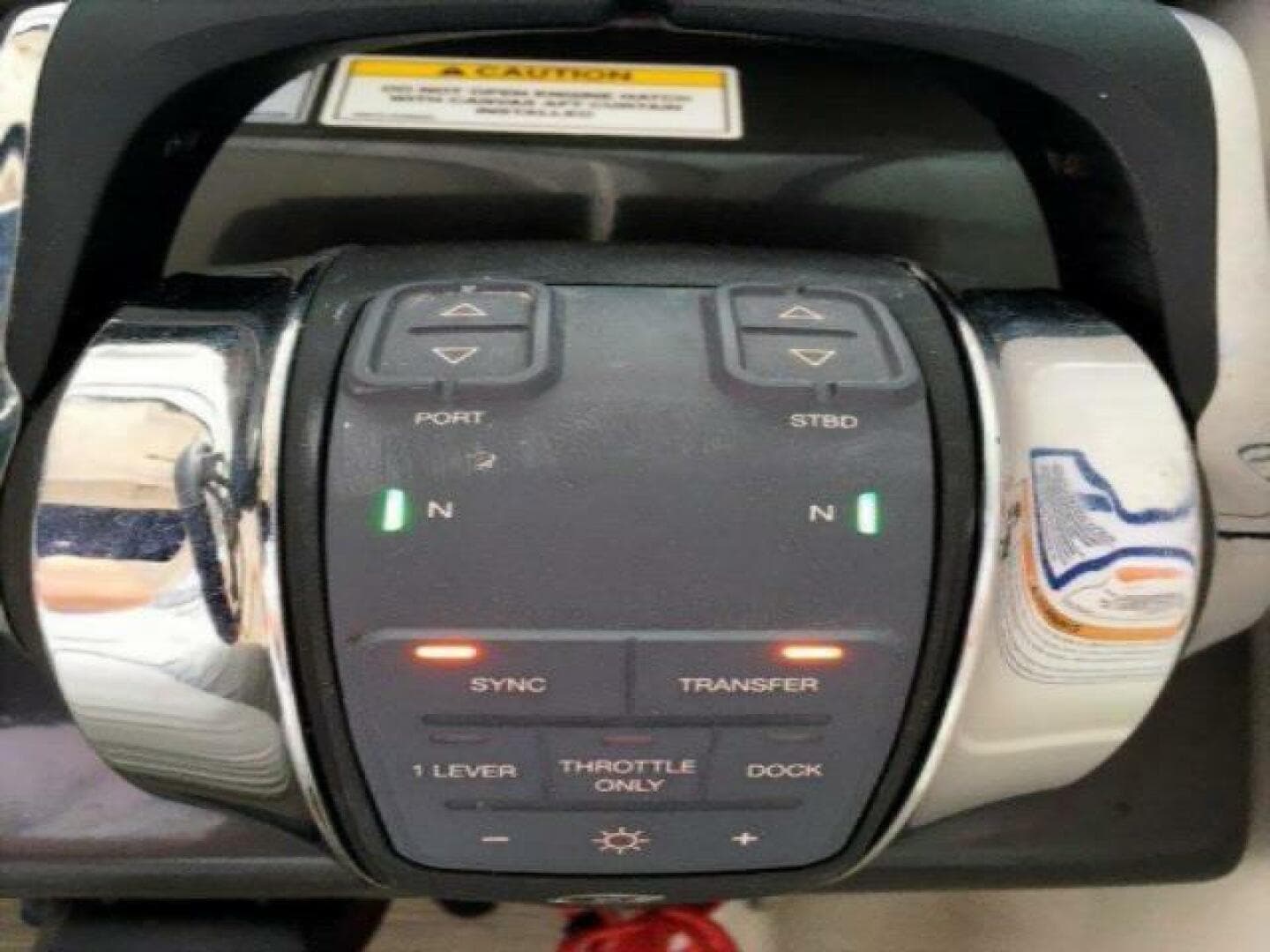 2016 Sea Ray 350 Sundancer — photo 76