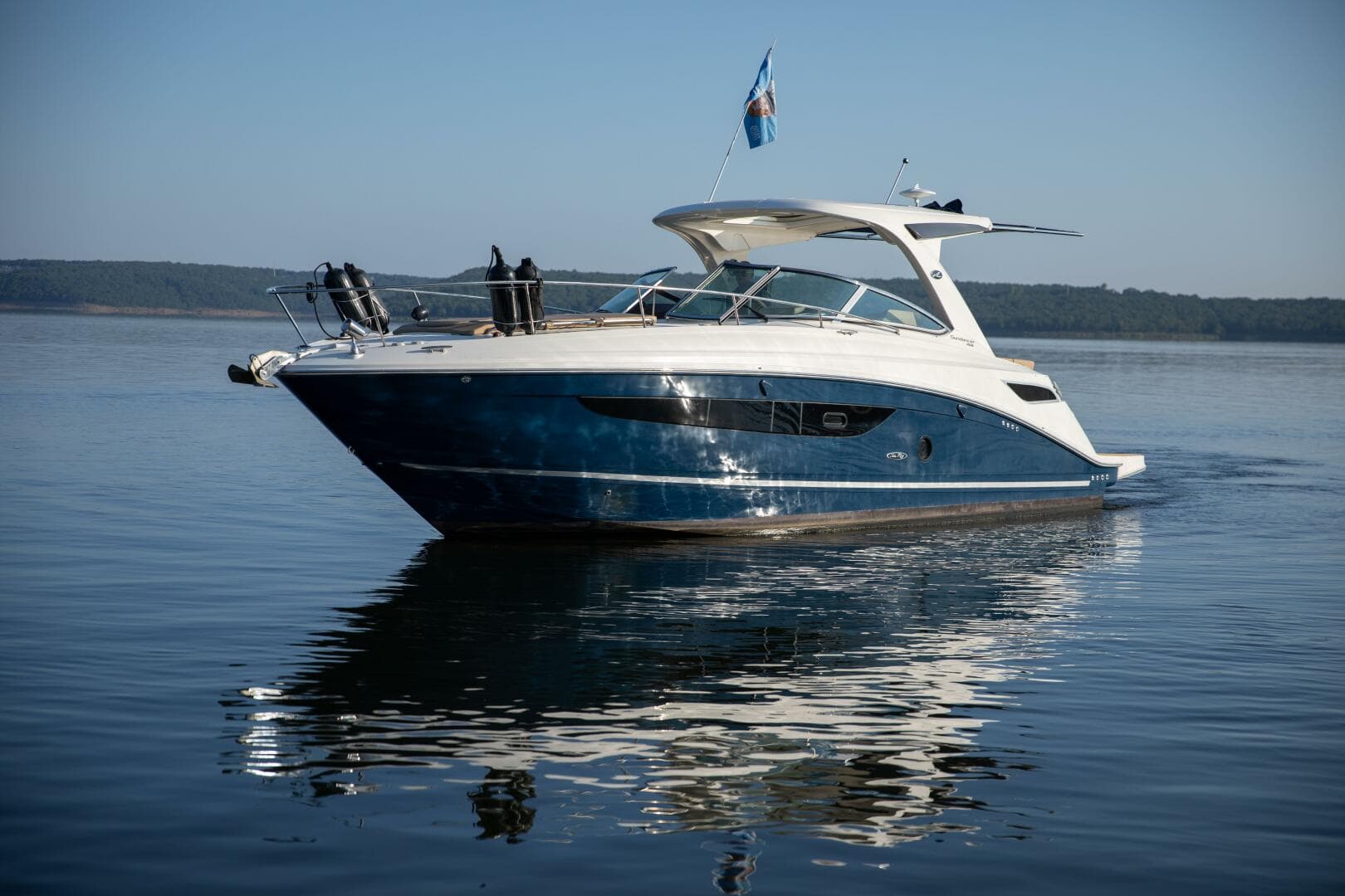 2016 Sea Ray 350 Sundancer — photo 31