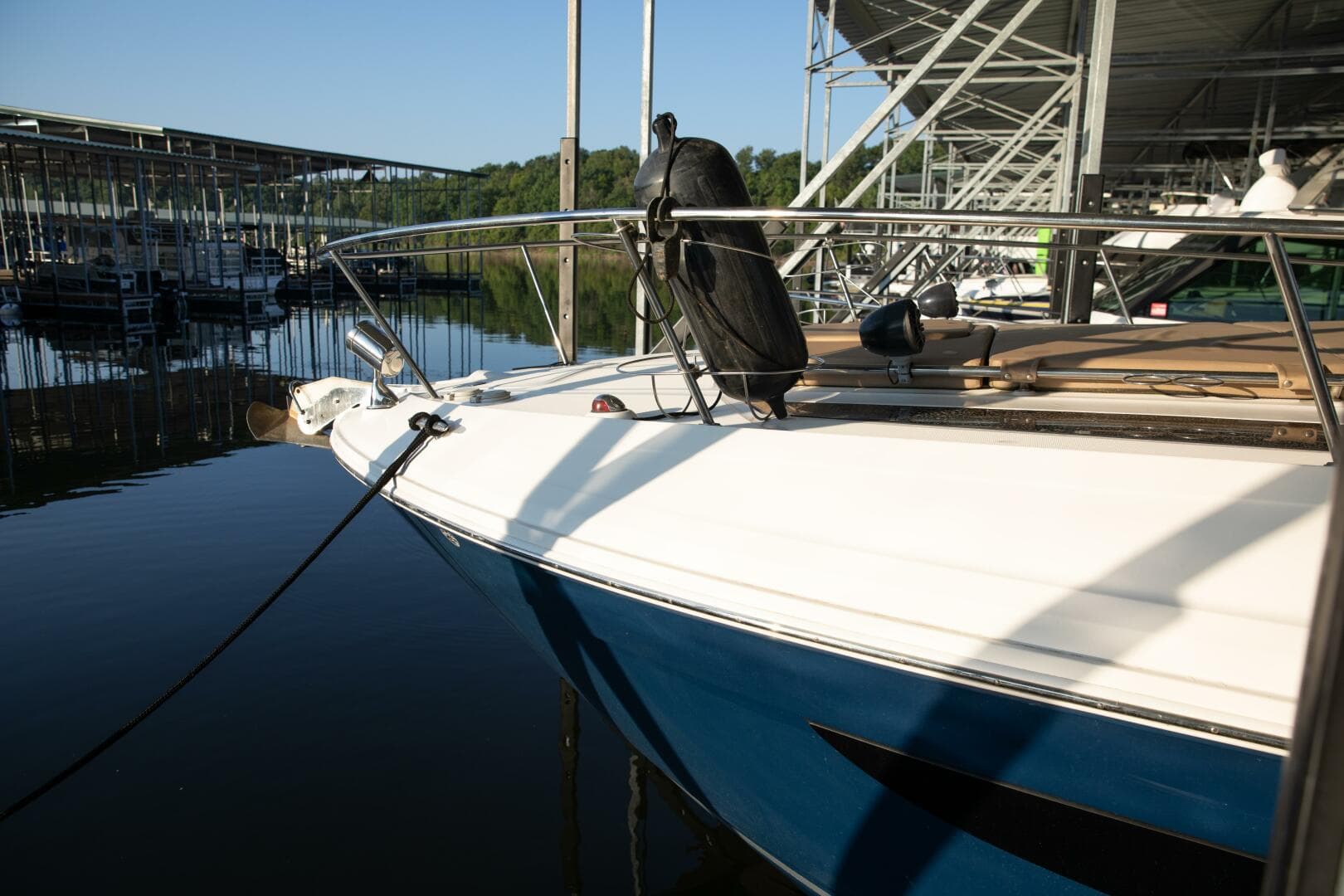 2016 Sea Ray 350 Sundancer — photo 20