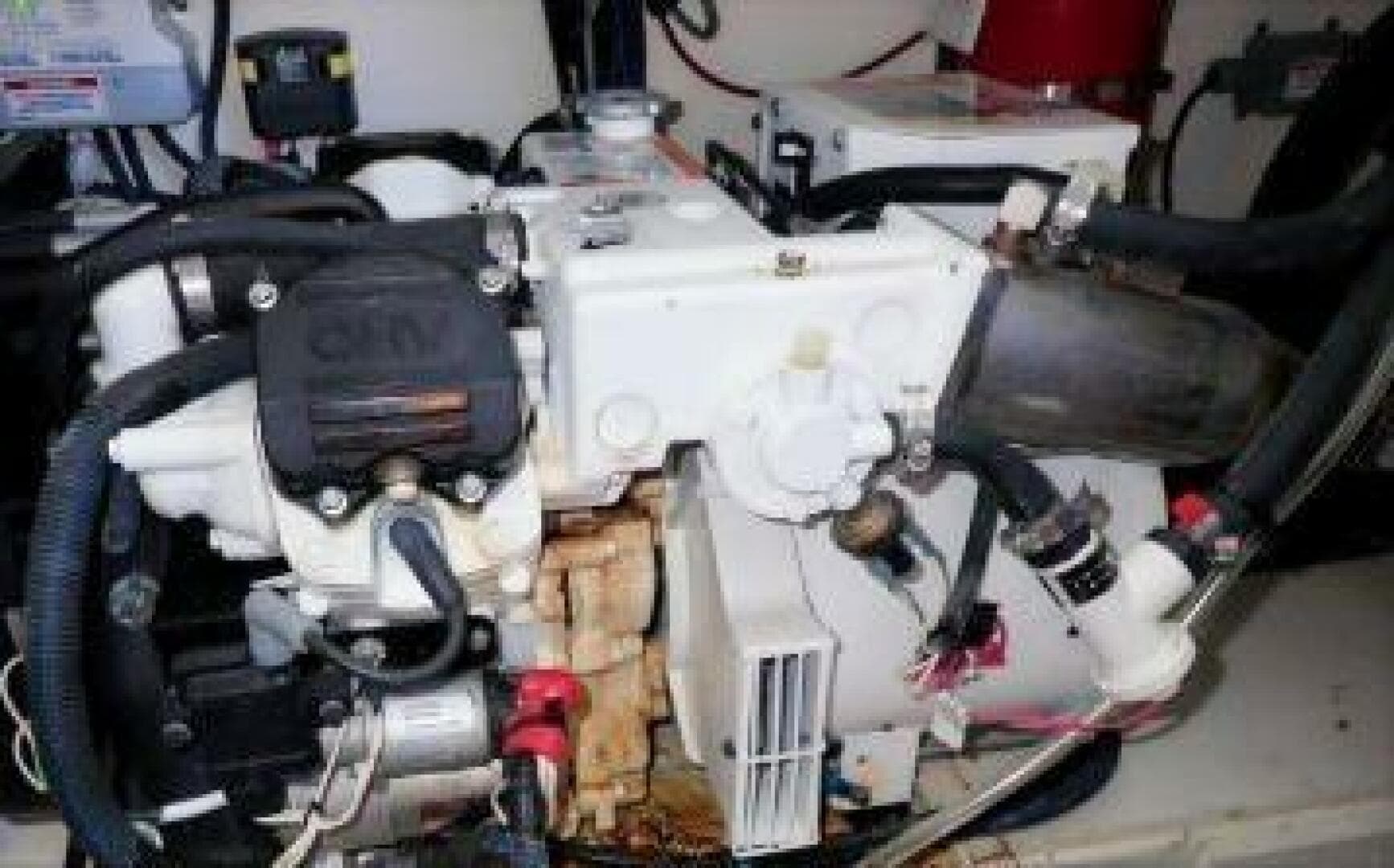 2016 Sea Ray 350 Sundancer — photo 85