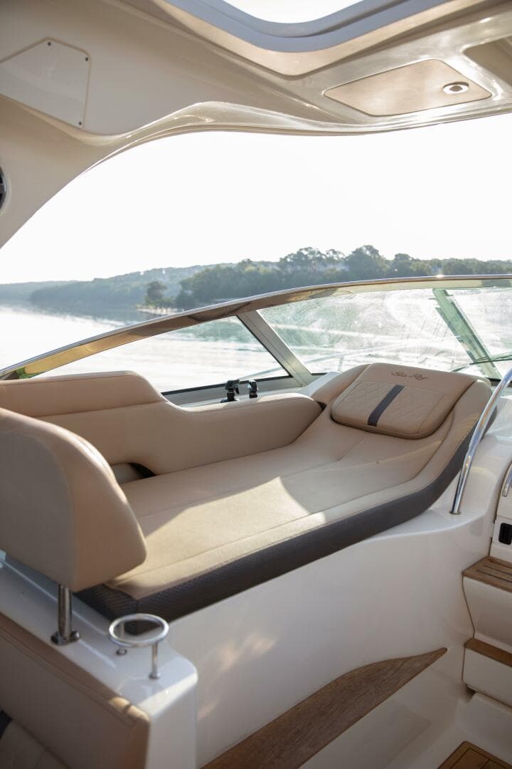 2016 Sea Ray 350 Sundancer — photo 60
