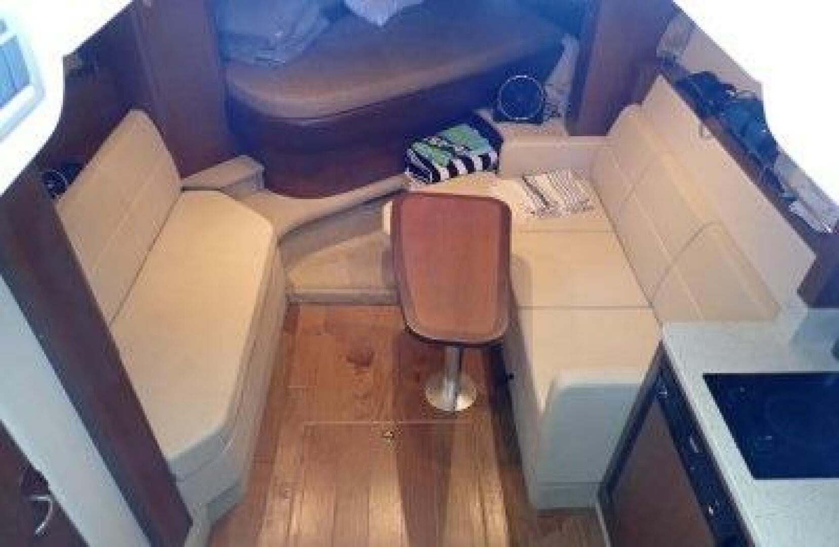 2016 Sea Ray 350 Sundancer — photo 113