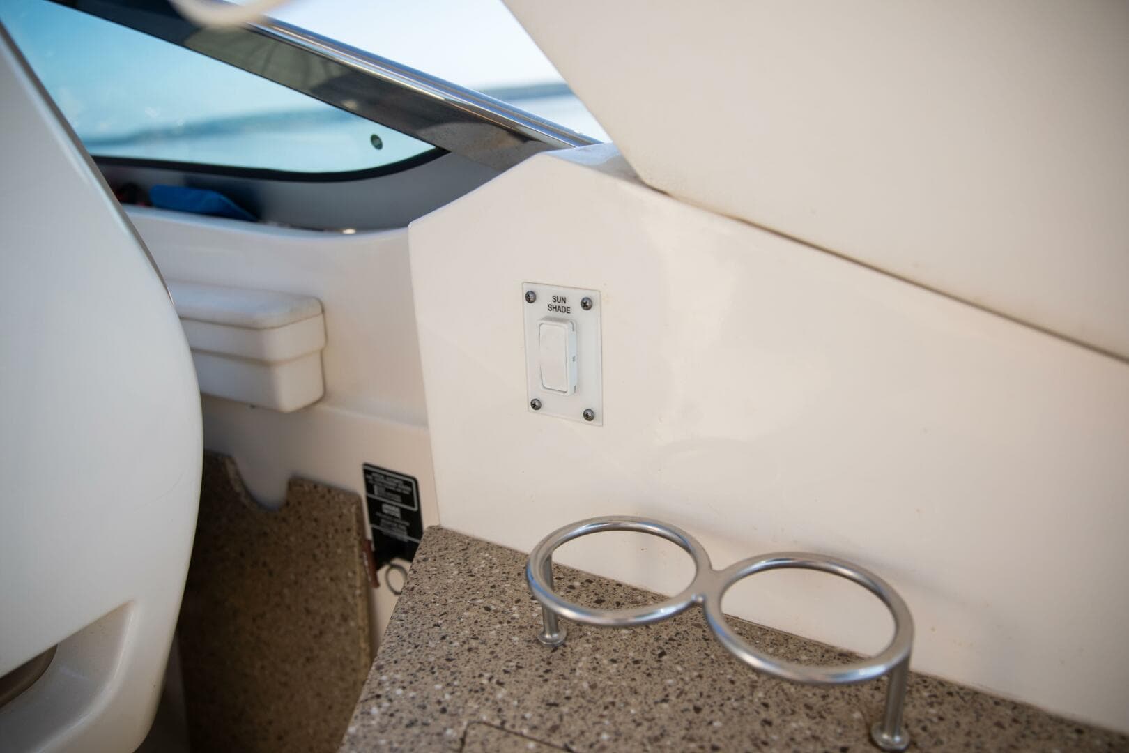 2016 Sea Ray 350 Sundancer — photo 62