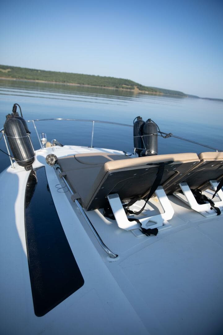 2016 Sea Ray 350 Sundancer — photo 17