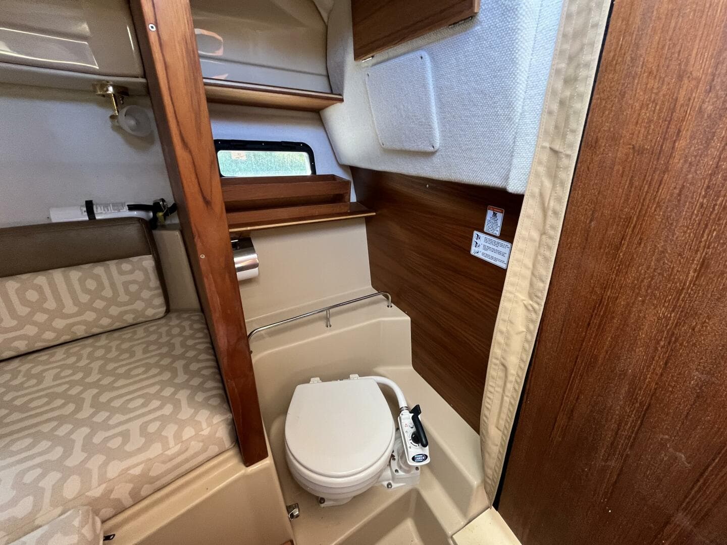 2019 Ranger Tugs — photo 37