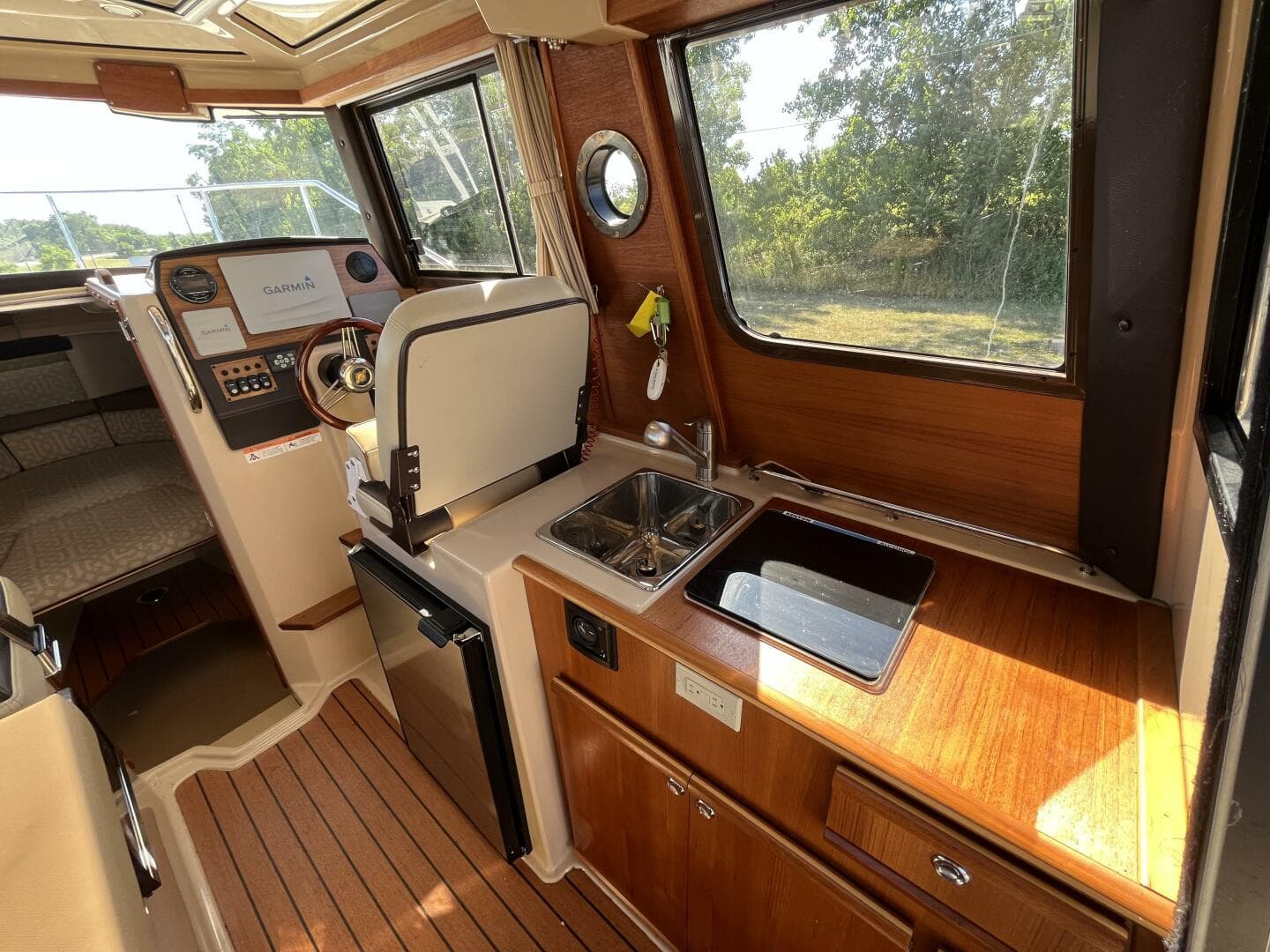 2019 Ranger Tugs — photo 18