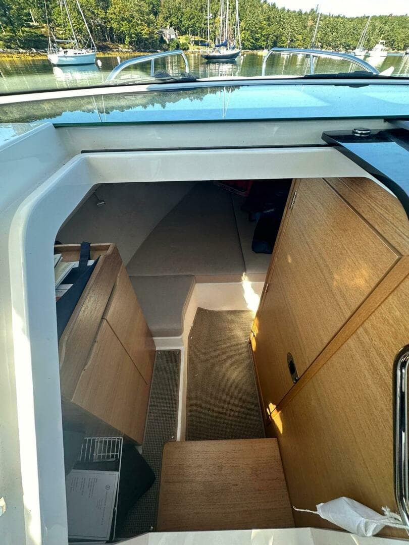 2021 Nimbus W9 — photo 5