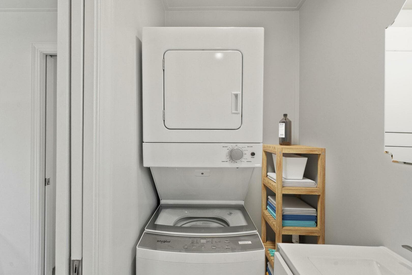 2025 Custom Hank'S 40 Houseboat — photo 8