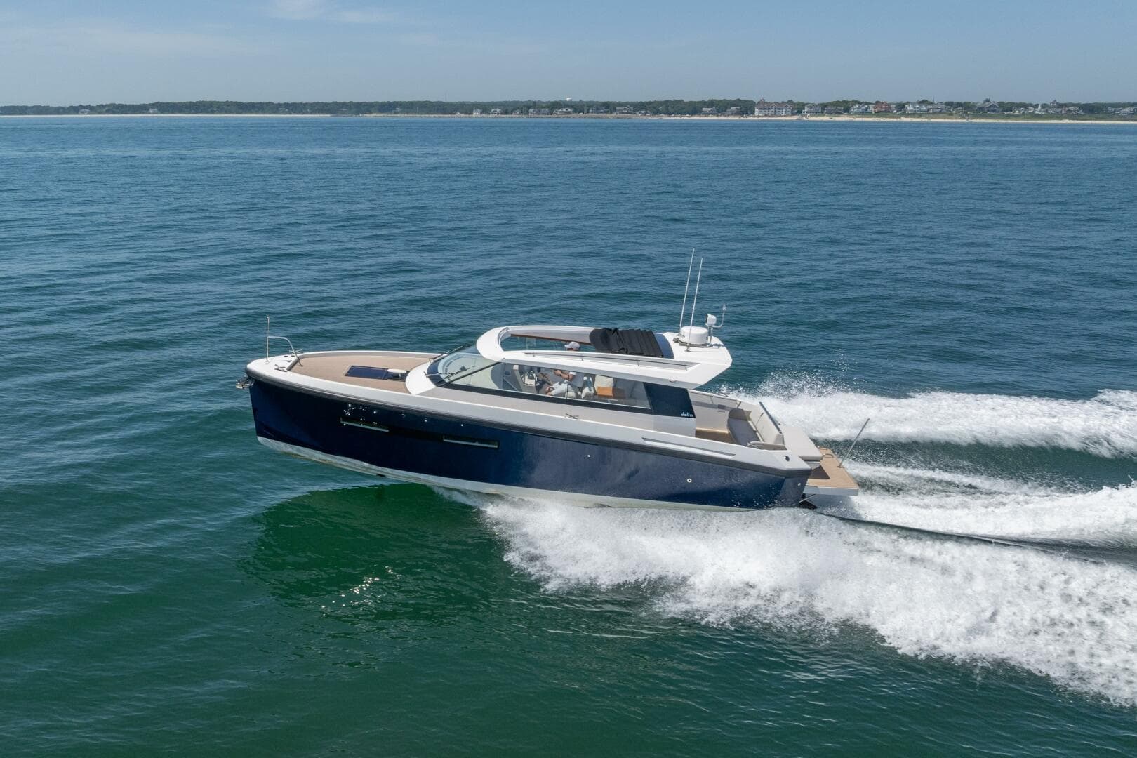 2023 Delta Powerboats 33 Coupe — photo 15