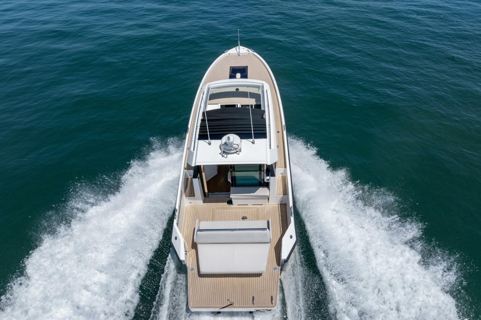 2023 Delta Powerboats 33 Coupe — photo 9