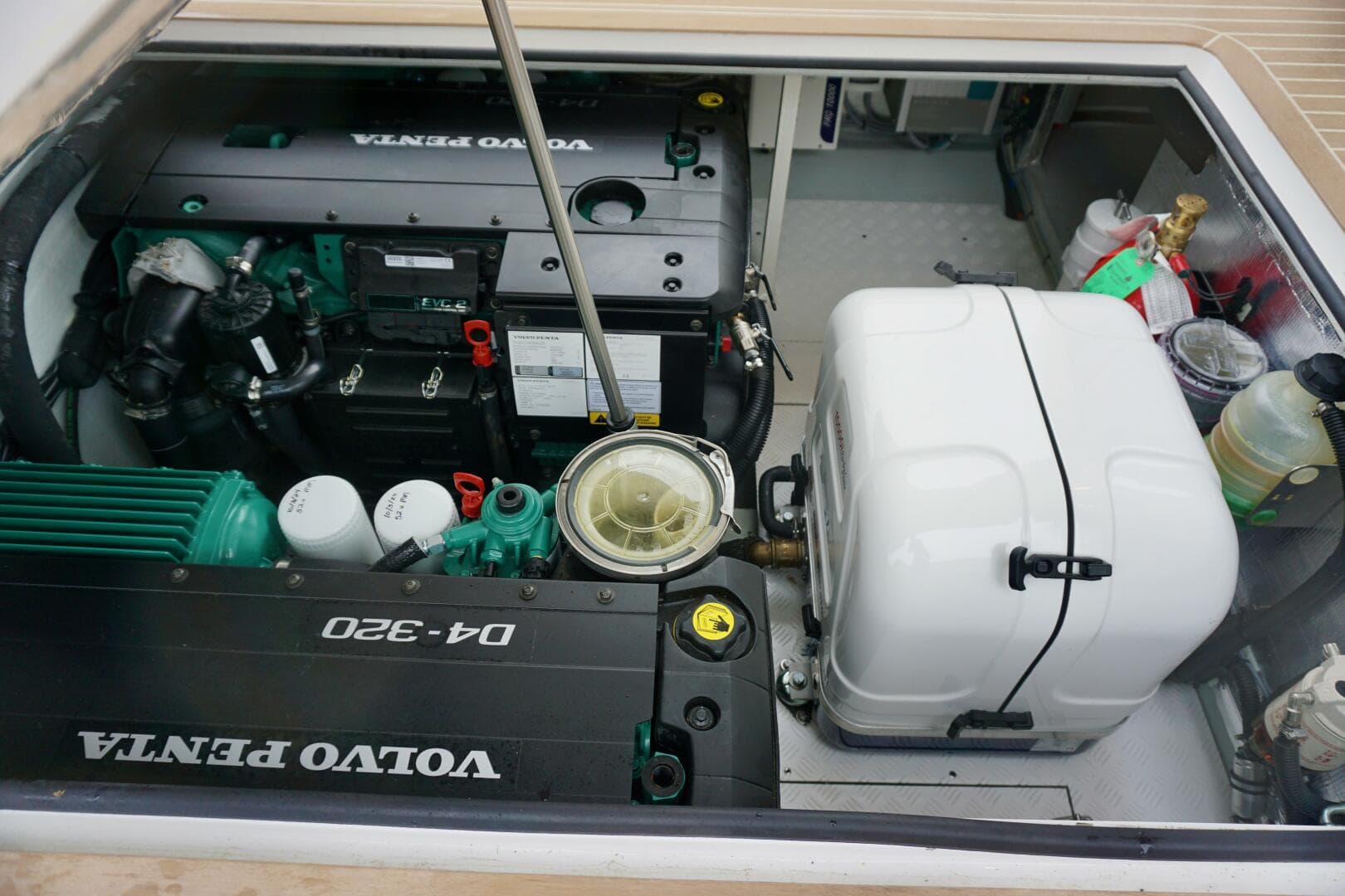 2023 Delta Powerboats 33 Coupe — photo 31