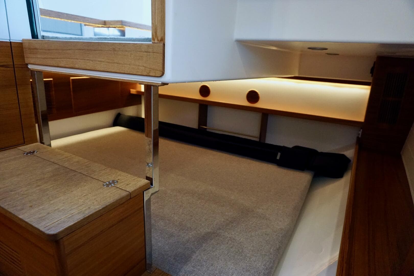 2023 Delta Powerboats 33 Coupe — photo 24