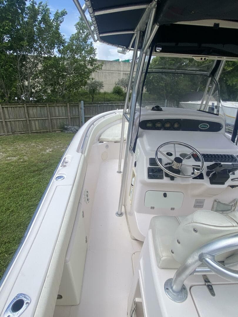 2003 Grady-White 283 Release — photo 9