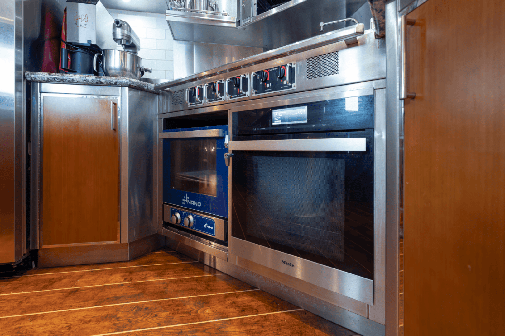 2014 Westport 40M — photo 69