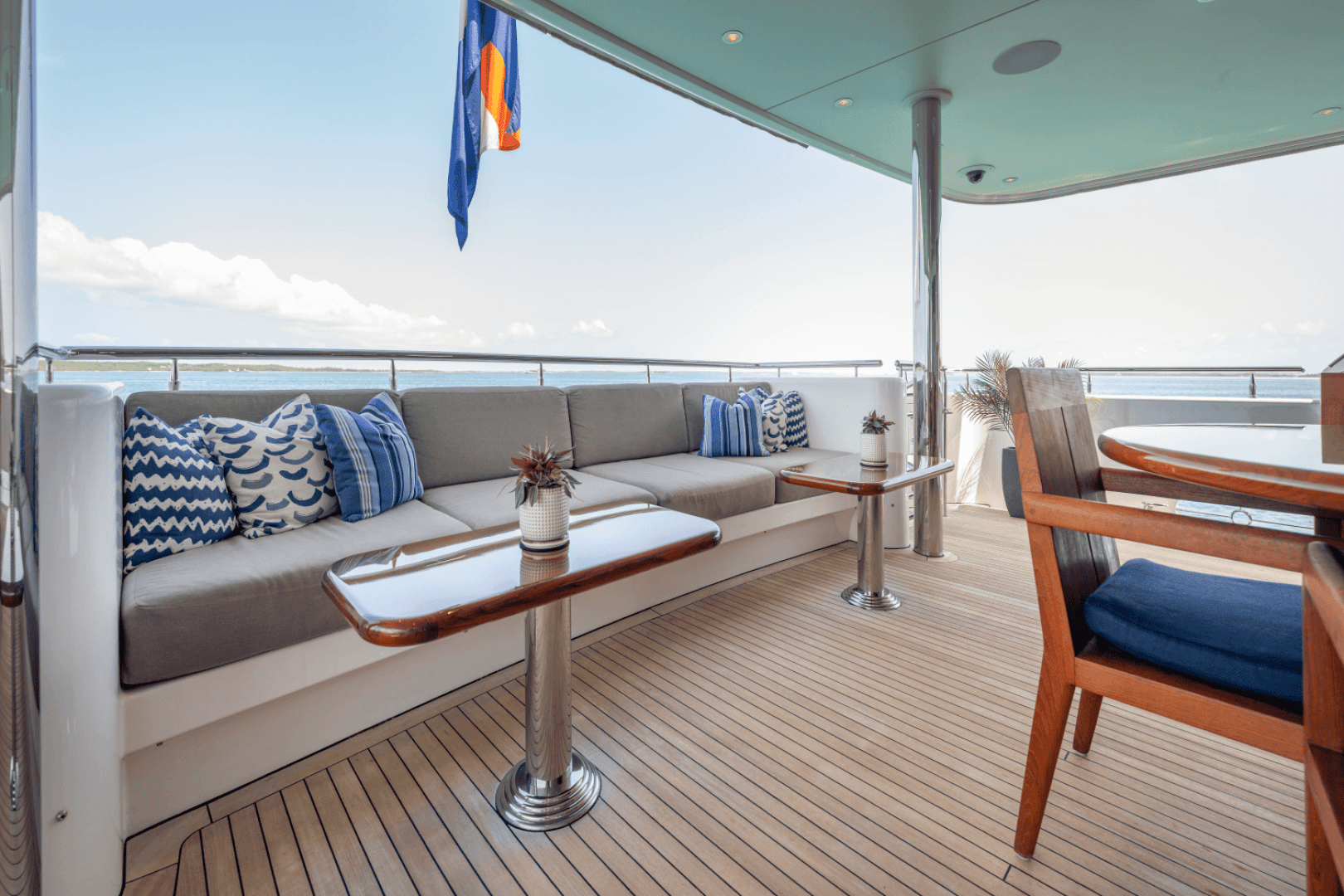 2014 Westport 40M — photo 41