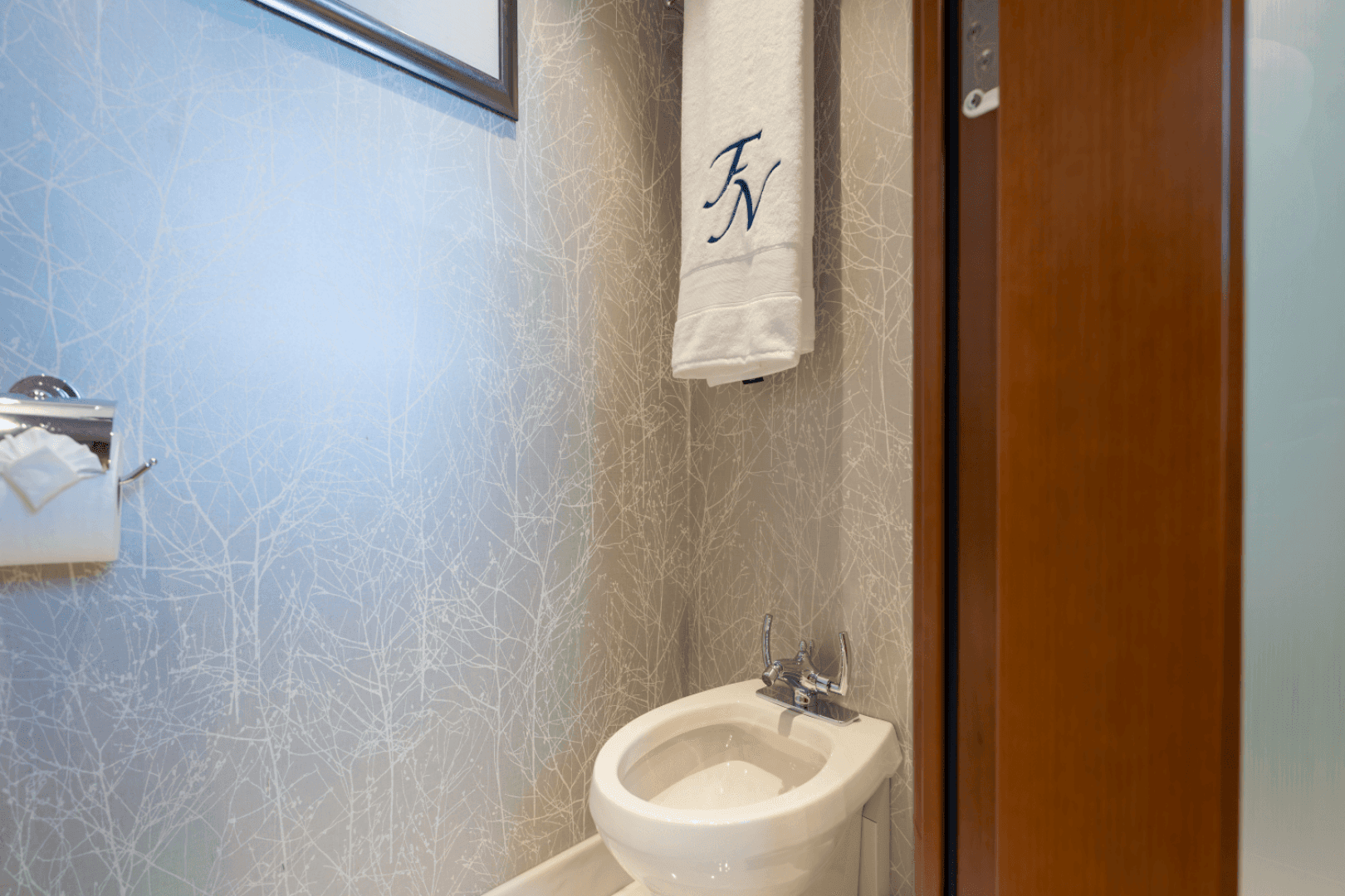 2014 Westport 40M — photo 99