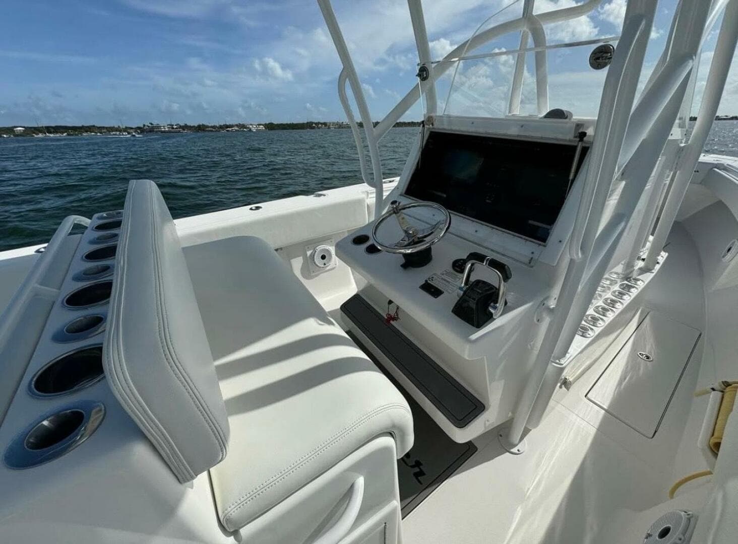 2013 Seahunter 32T — photo 6