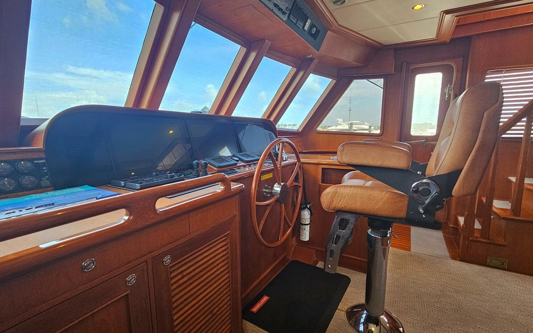 2012 Outer Reef Yachts 700 — photo 26