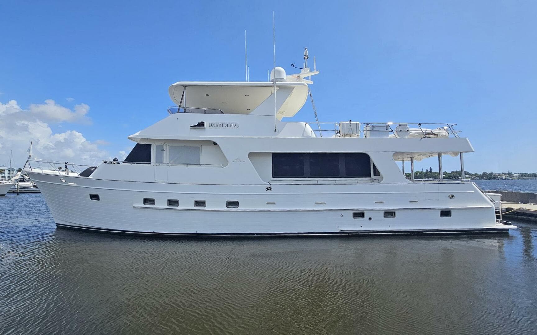 2012 Outer Reef Yachts 700 — photo 1
