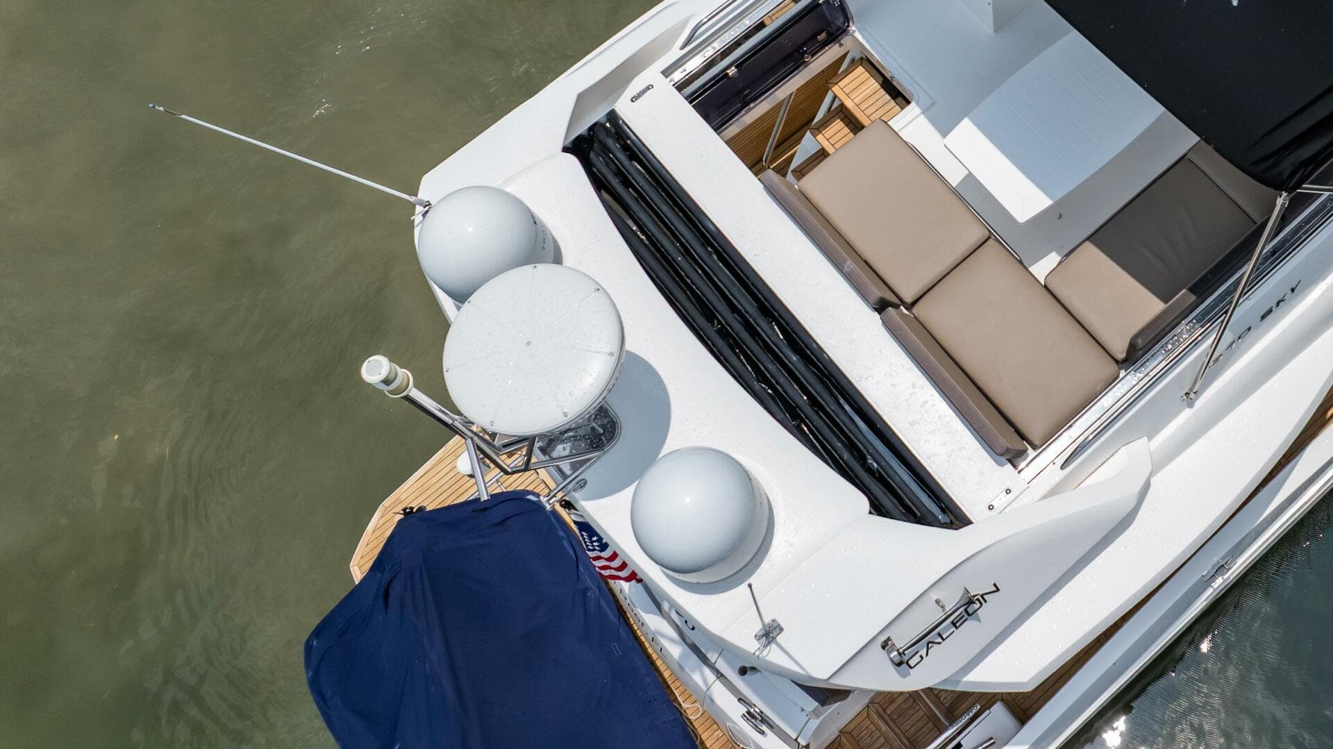 2017 Galeon 510 Skybridge — photo 64