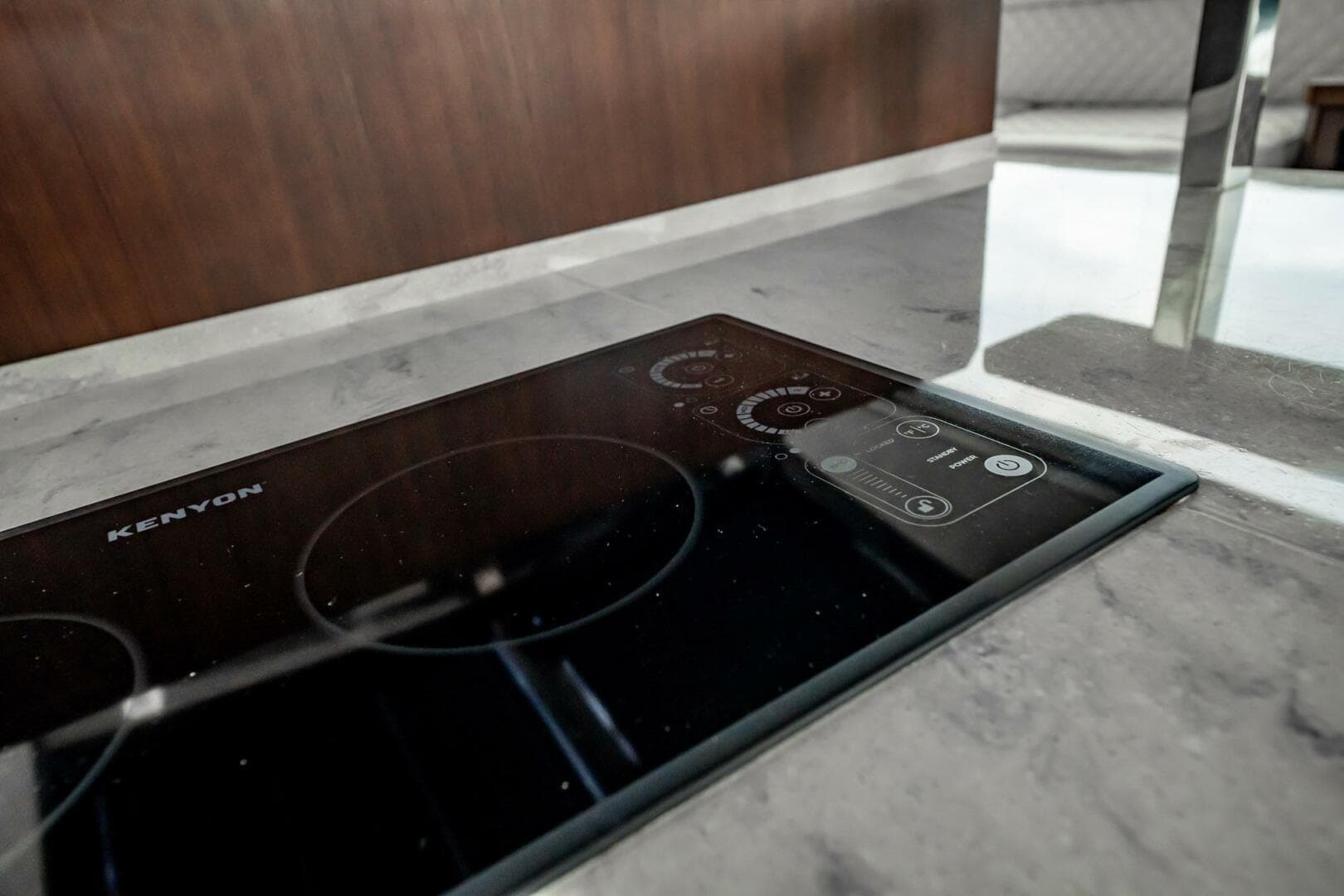 2017 Galeon 510 Skybridge — photo 14