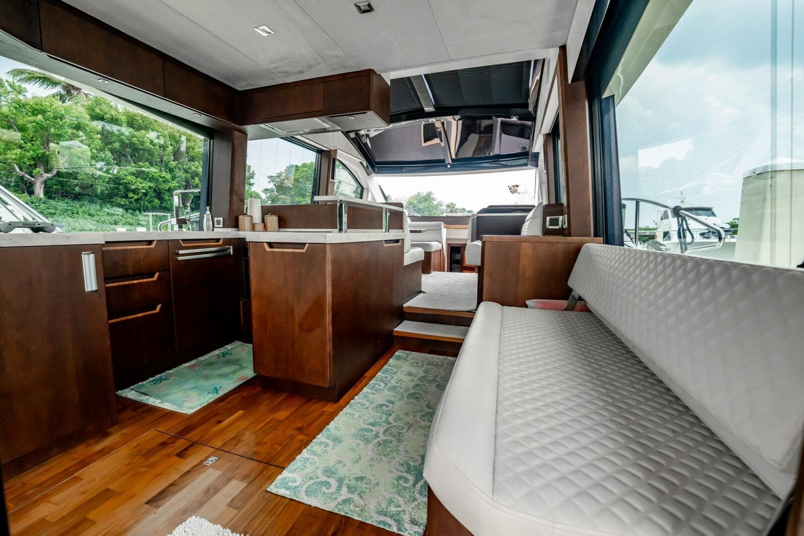 2017 Galeon 510 Skybridge — photo 15