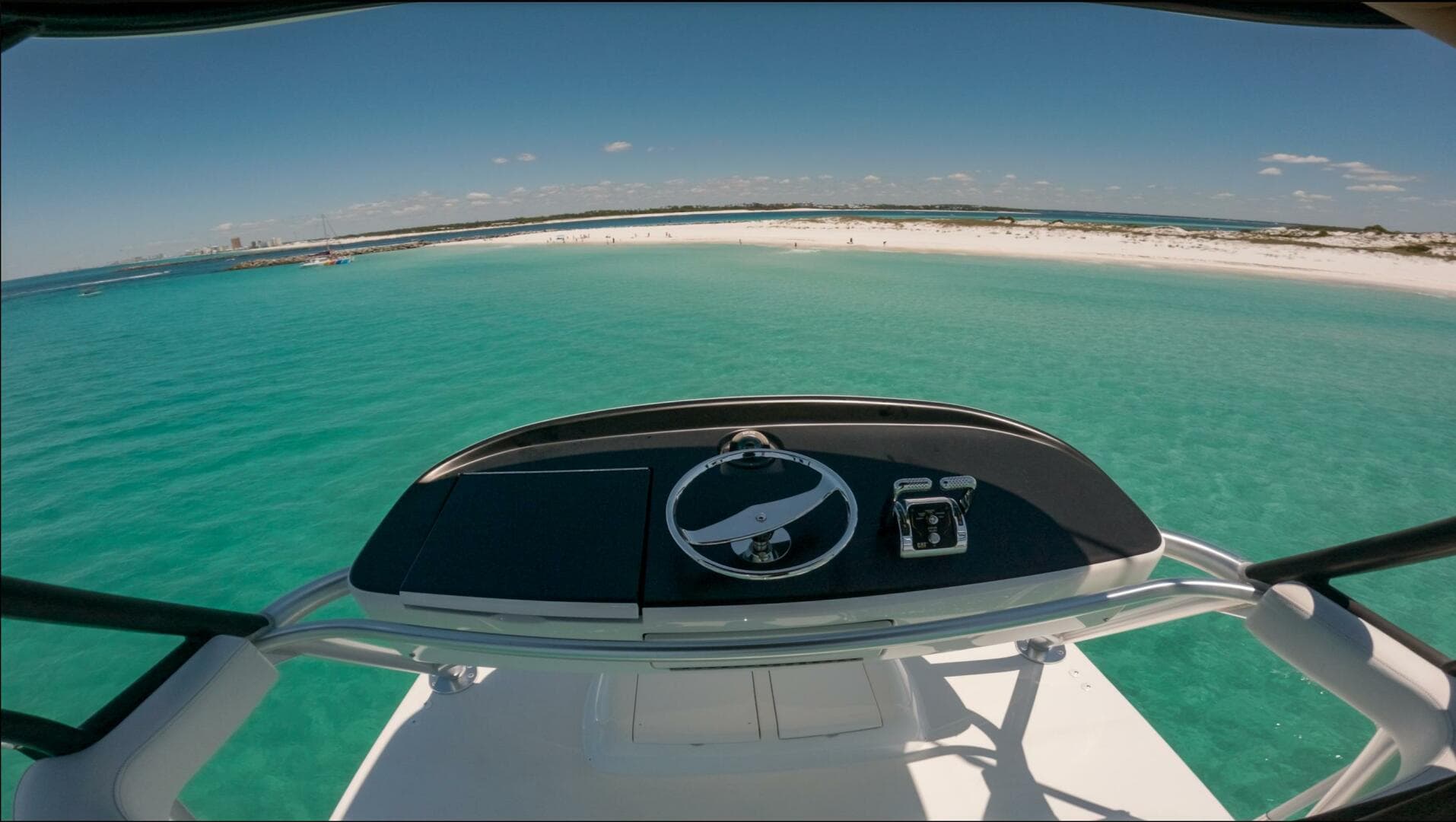 2015 Viking 62 Convertible — photo 31