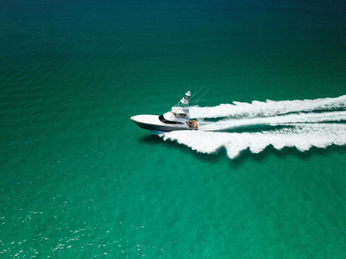 2015 Viking 62 Convertible — photo 42