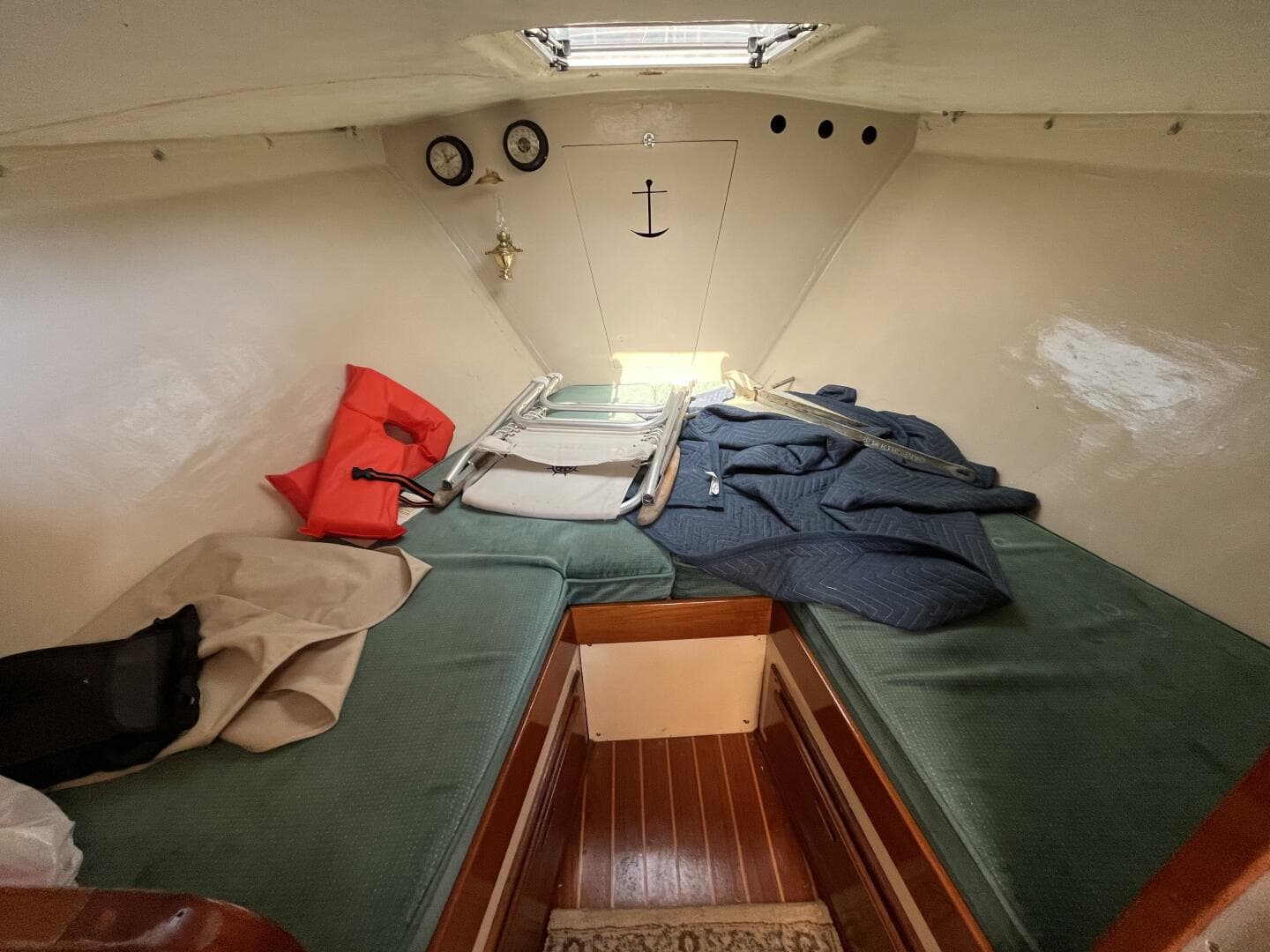 1981 Dyer 29 Flush Deck-Bass — photo 14
