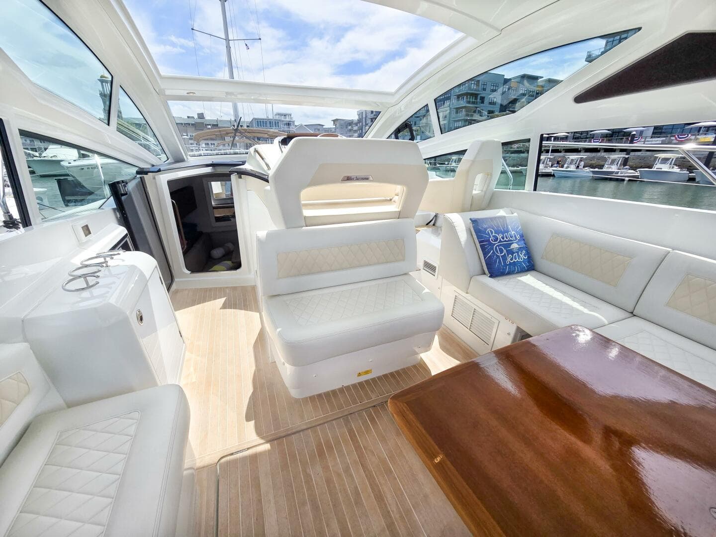 2019 Beneteau Gran Turismo 40 — photo 10