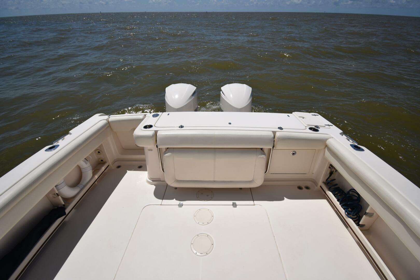 2016 Grady-White 330 Express — photo 26