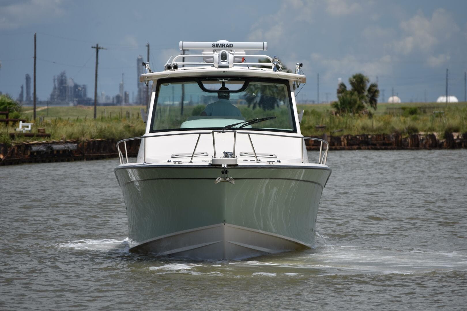 2016 Grady-White 330 Express — photo 61