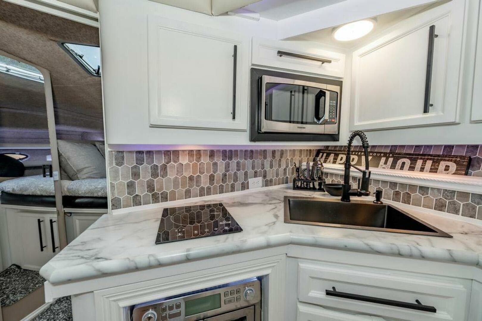 1991 Cruisers Yachts 3850 Aft Cabin — photo 18