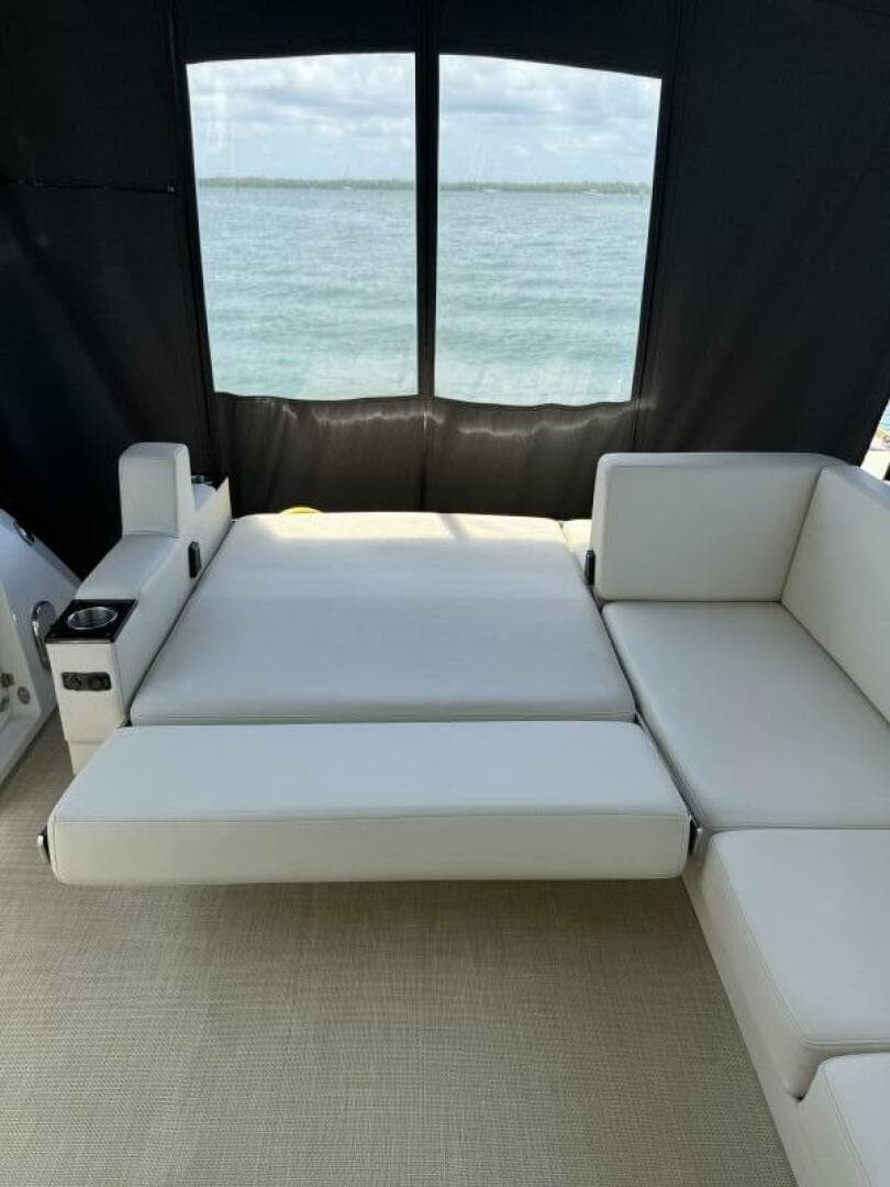 2016 Monterey 360 Sport Coupe — photo 11