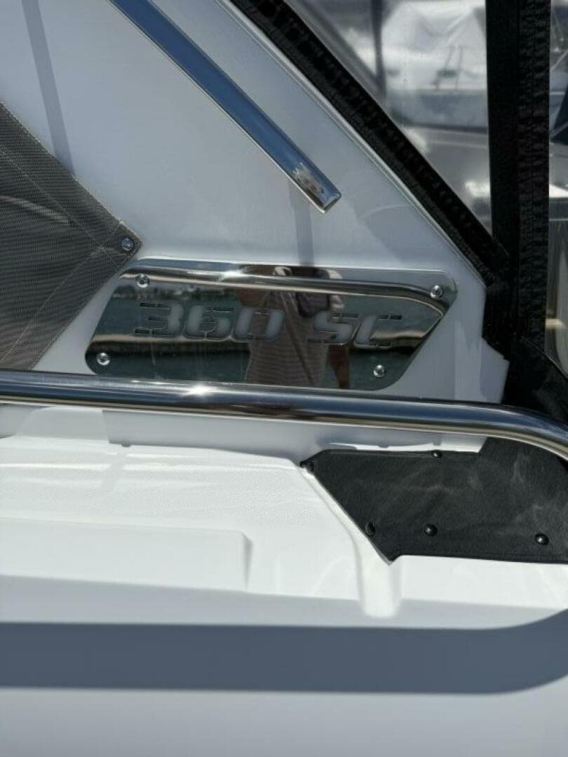 2016 Monterey 360 Sport Coupe — photo 6