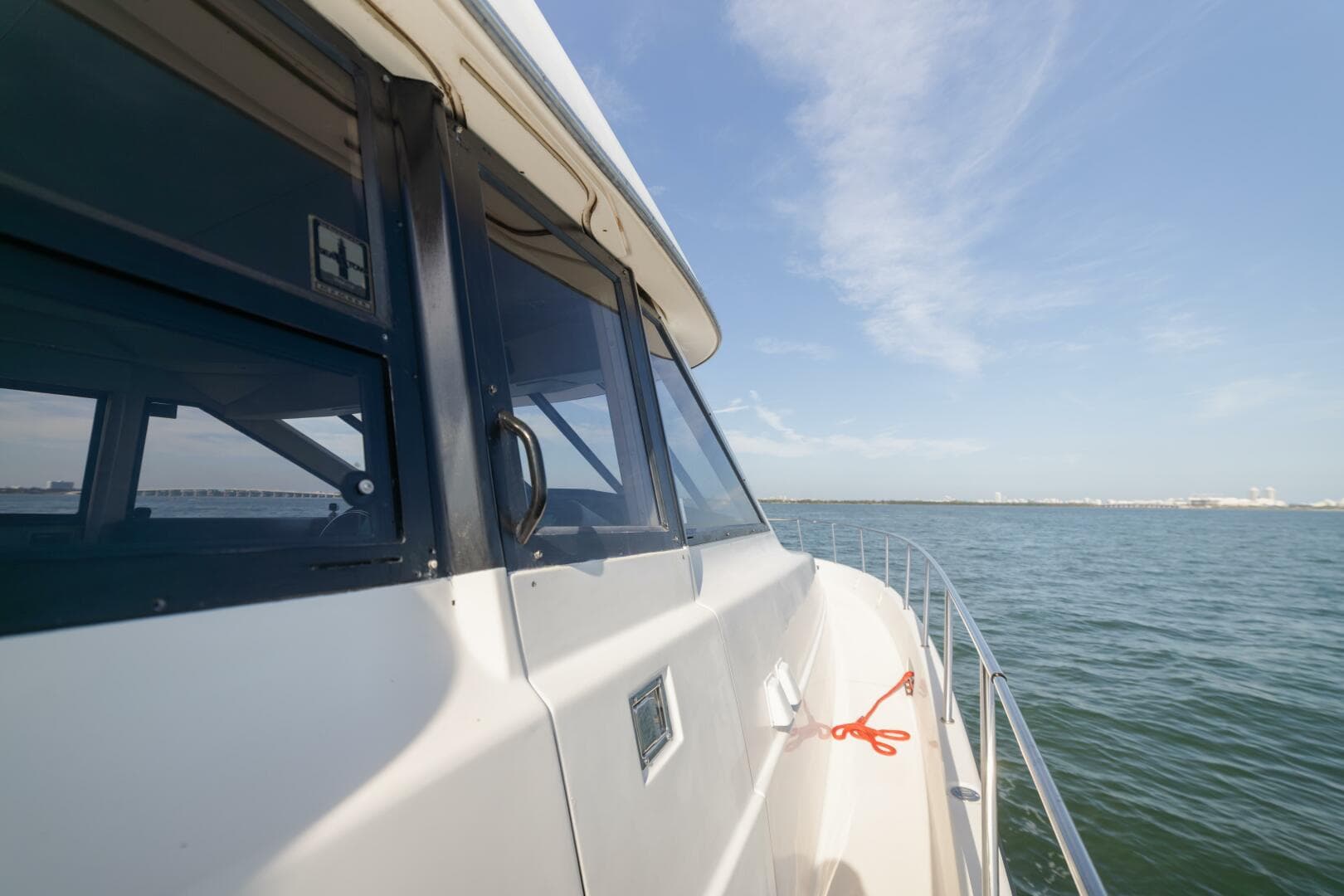 1999 Bayliner 5788 — photo 5