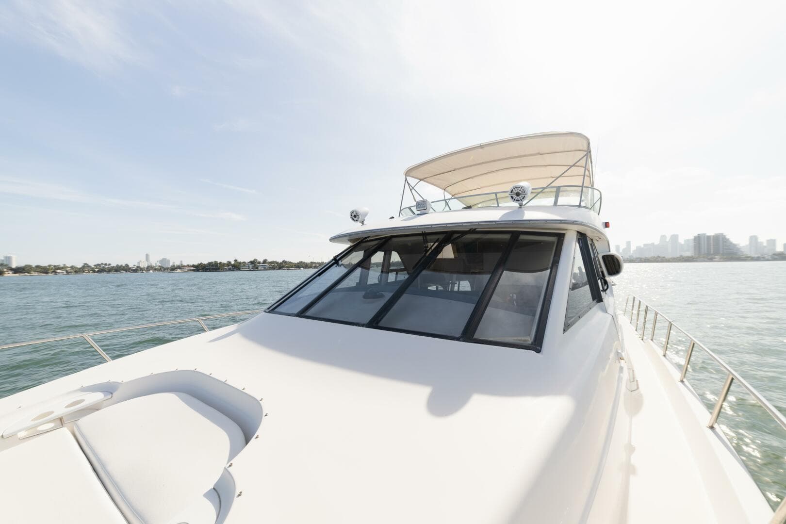 1999 Bayliner 5788 — photo 10