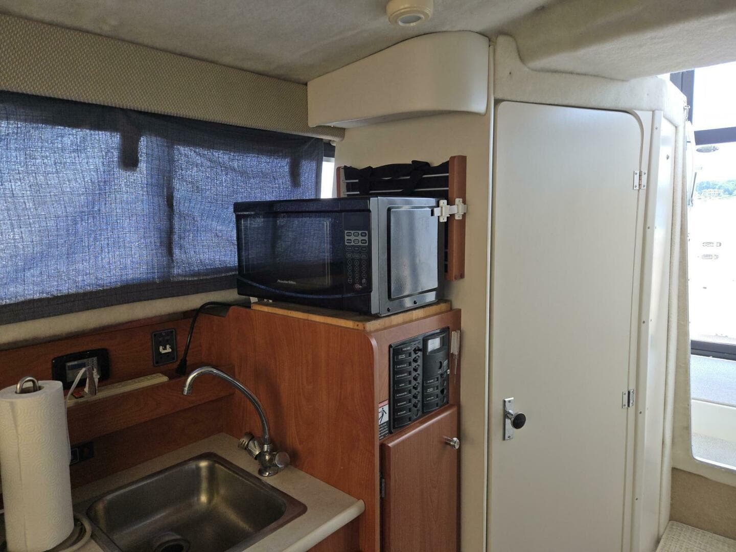 2005 Bayliner 289 Ec — photo 18